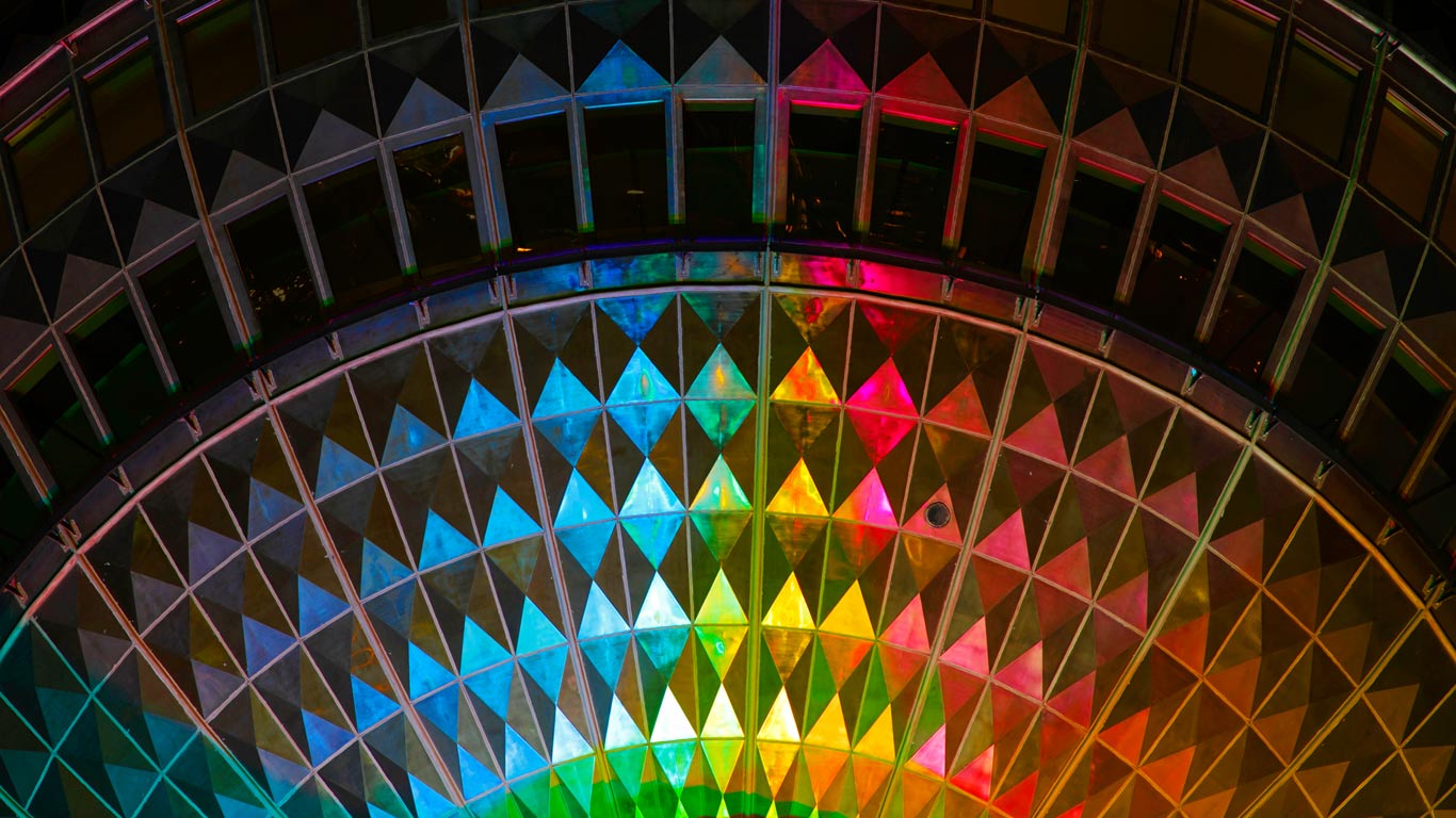 德国柏林，2011年灯节，柏林电视塔的细节图 (© Holger Burmeister/Alamy)(Bing China)