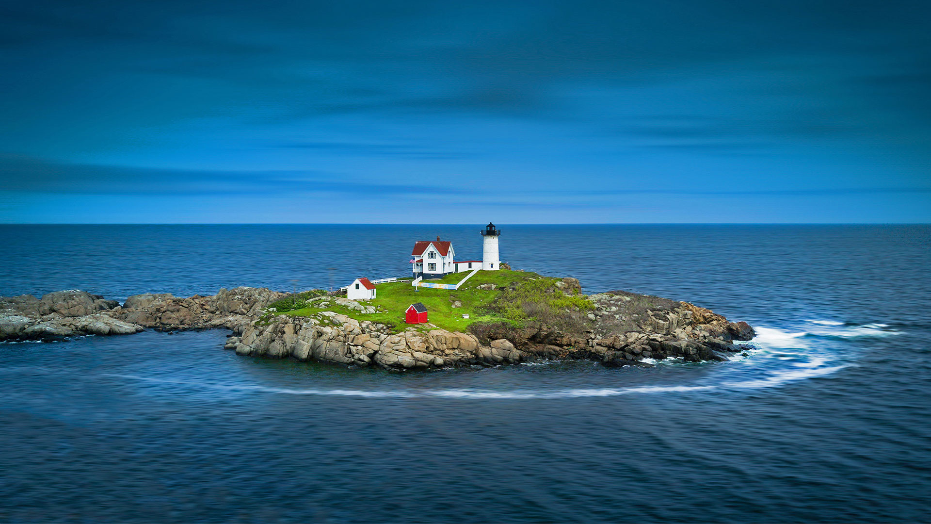 Cape Neddick Light in York, Maine (© Haizhan Zheng/Getty Images)(Bing New Zealand)