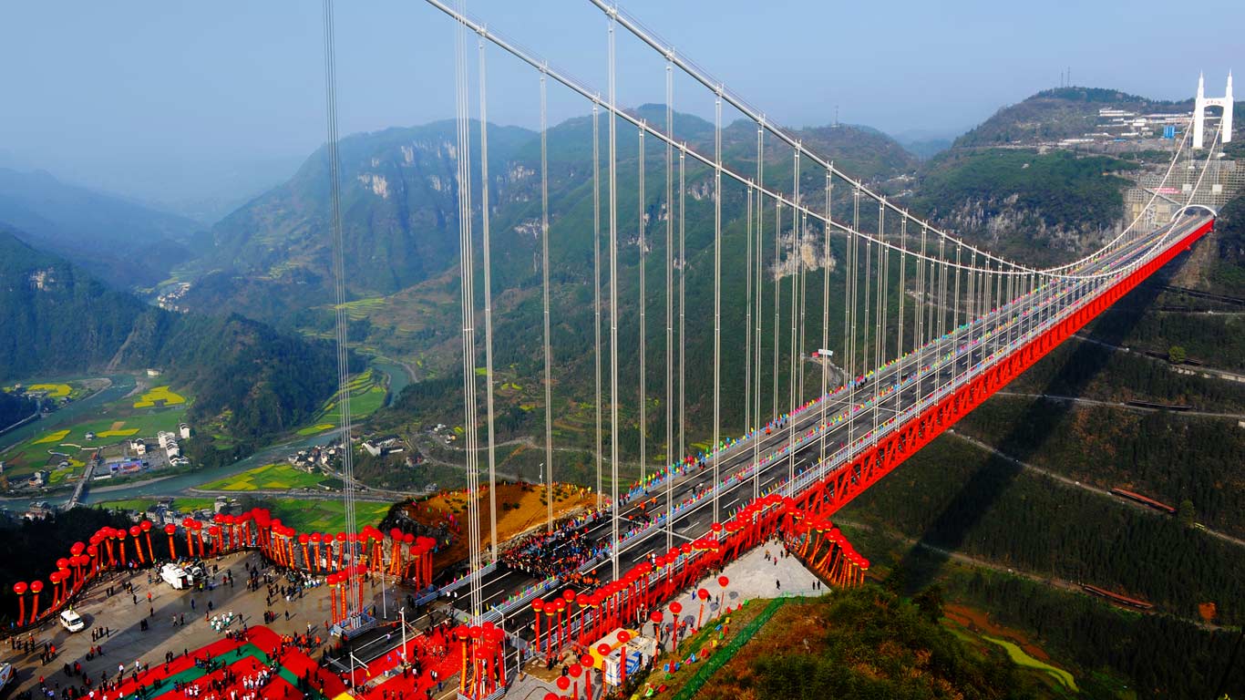 湖南省，矮寨特大悬索桥 (© Imaginechina/Corbis)(Bing China)