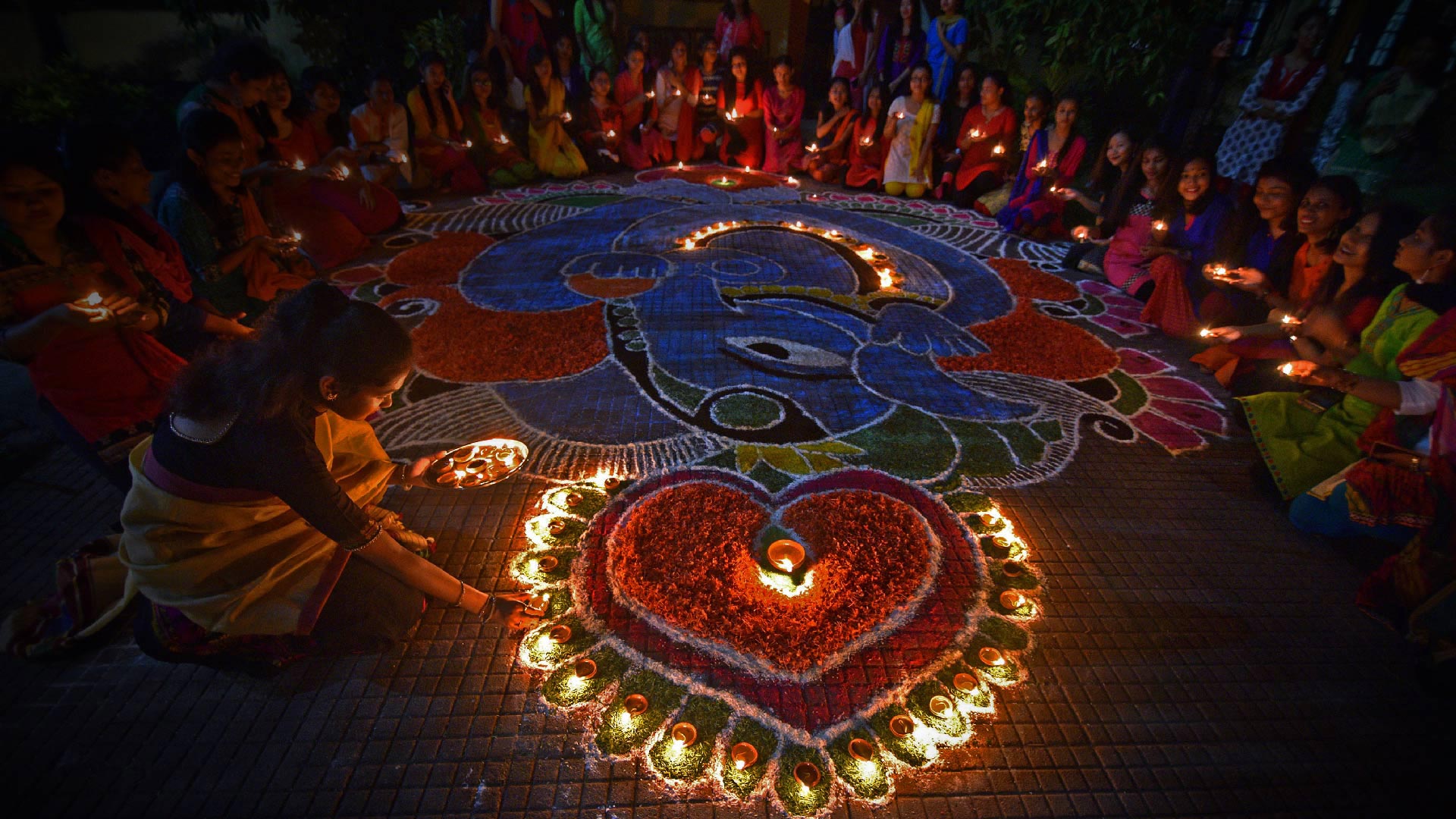 ｢ディワリのランプ｣インド, グワーハーティー (© Anuwar Hazarika/Reuters)(Bing Japan)