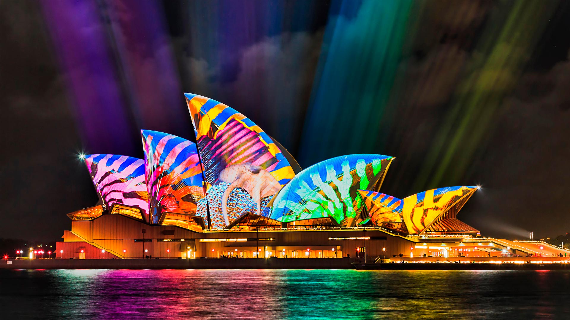 Sydney Opera House während des Lichtfestivals Vivid 2017 (© Taras Vyshnya/Alamy Stock Photo)(Bing Deutschland)