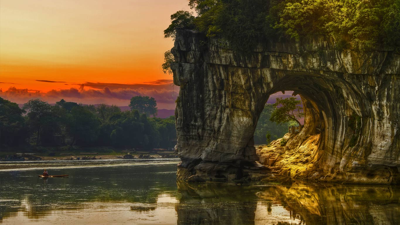 中国，桂林，象鼻山 (© Ajancso/Shutterstock)(Bing China)