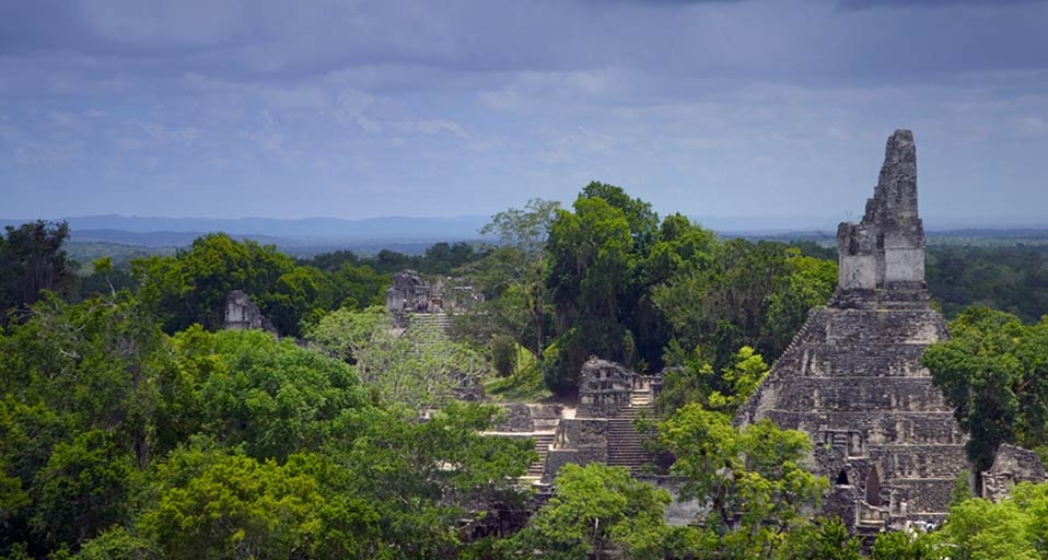 ｢マヤ遺跡｣グアテマラ, ティカル -- Keren Su/Corbis &copy; (Bing Japan)