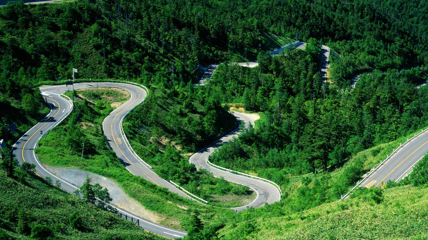 ｢志賀草津道路｣群馬, 渋峠 (© JTB MEDIA CREATION, Inc./Alamy)(Bing Japan)