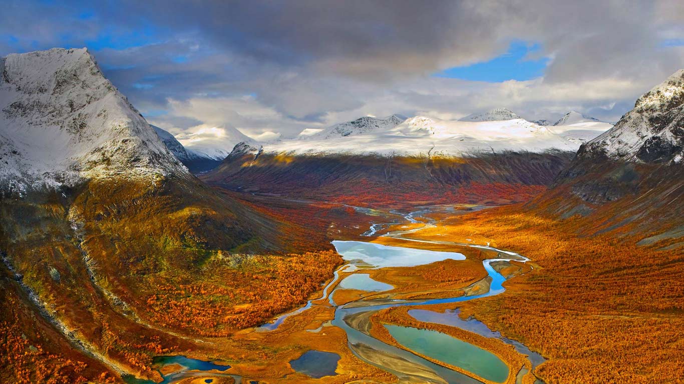 萨勒克国家公园内的拉帕谷，瑞典 (© Hans Strand/plainpicture)(Bing China)
