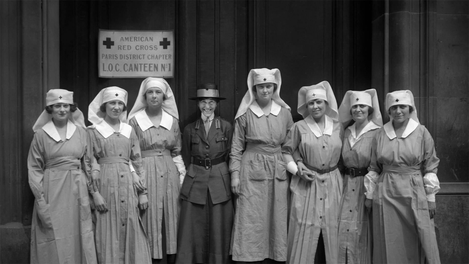 Nurses serving with the American Red Cross in Paris, France, in May 1919 (© Universal History Archive/Universal Images Group via Getty Images)(Bing Canada)