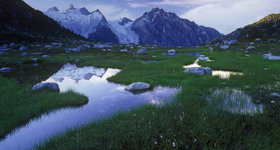 Nabob Pass with Deception Point and Mount Mercator, British Columbia, Canada -- David Nunuk/Photolibrary &copy; (Bing Canada)