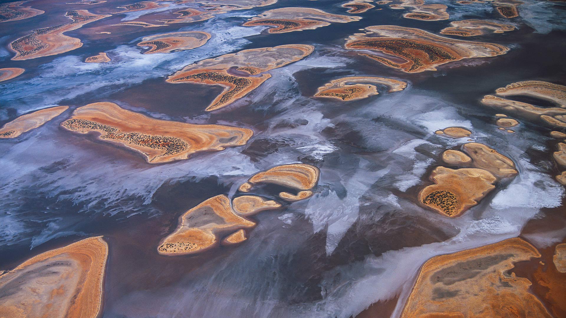 Australian salt lakes from above (© Philippe Bourseiller/The Image Bank/Getty Images)(Bing Australia)