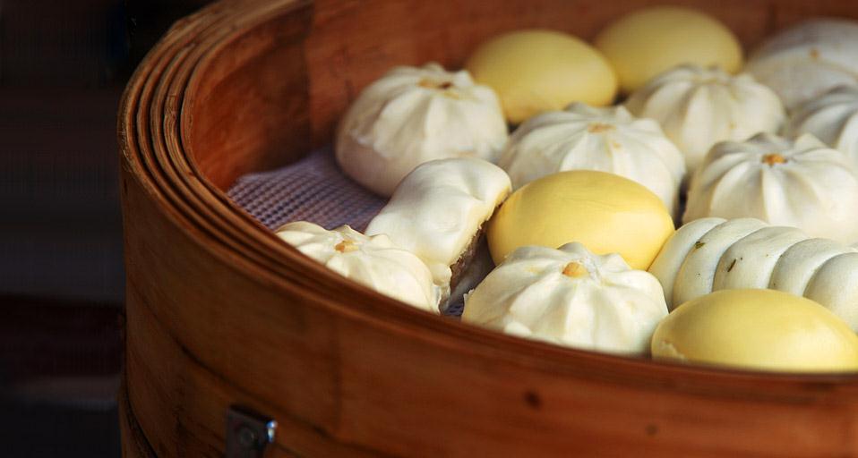 广州中式面点 (© Ulrike Maier/Flickr/Getty Images)(Bing China)