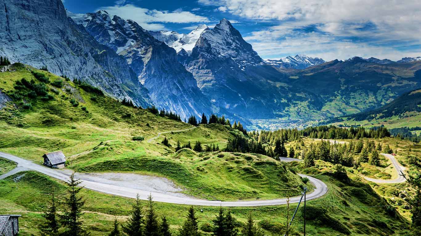 Blick vom Gebirgspass Grosse Scheidegg auf den Eiger, Schweiz (© SIME/eStock Photo)(Bing Deutschland)