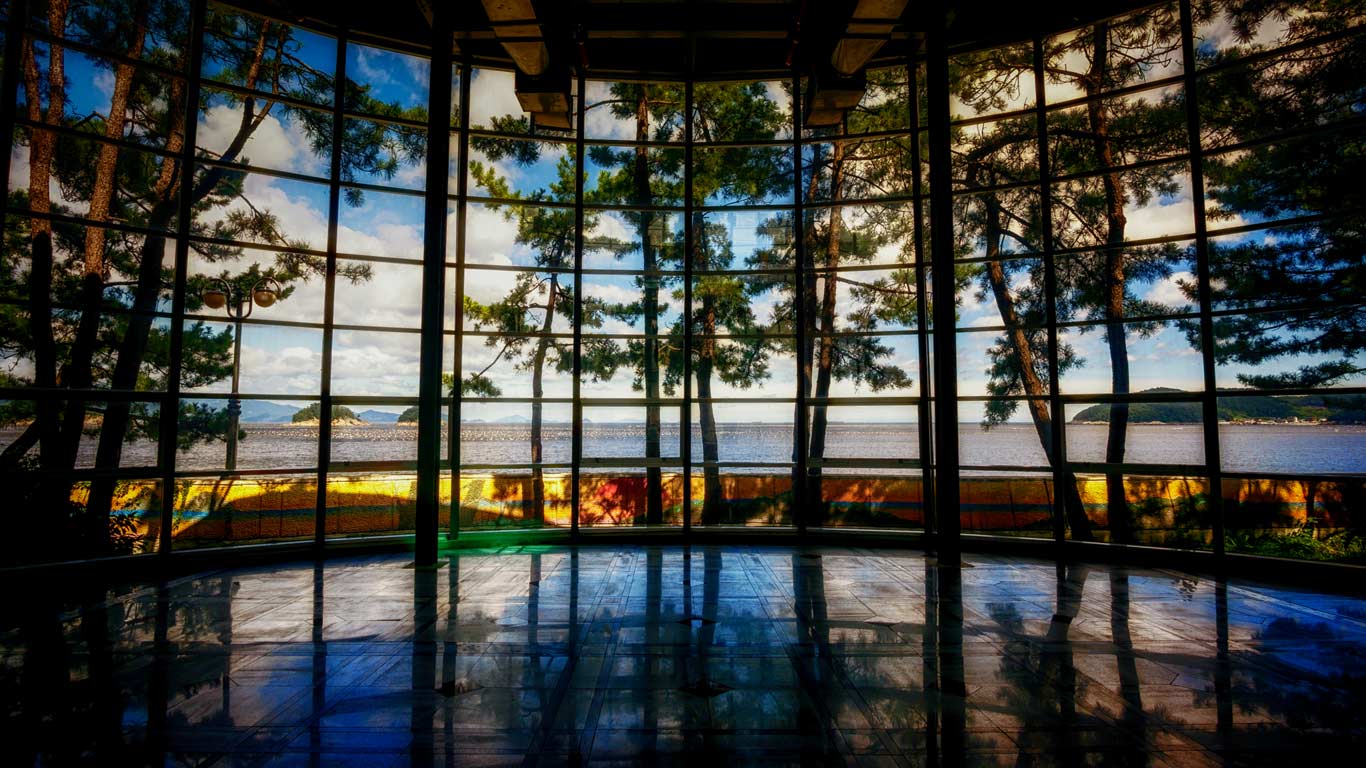 韩国丽水，从海洋水产科学馆看外面的海滩 (© Insung Choi/Tandem Stills + Motion)(Bing China)