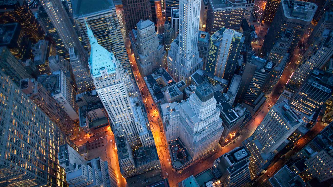 Aerial view of Wall Street, Manhattan, New York City, New York (© Cameron Davidson/Corbis)(Bing Canada)