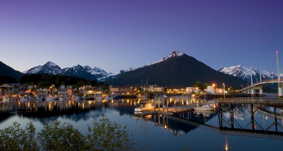 美国阿拉斯加州的锡特卡 (© Daryl Pederson/Age Fotostock) &copy; (Bing China)