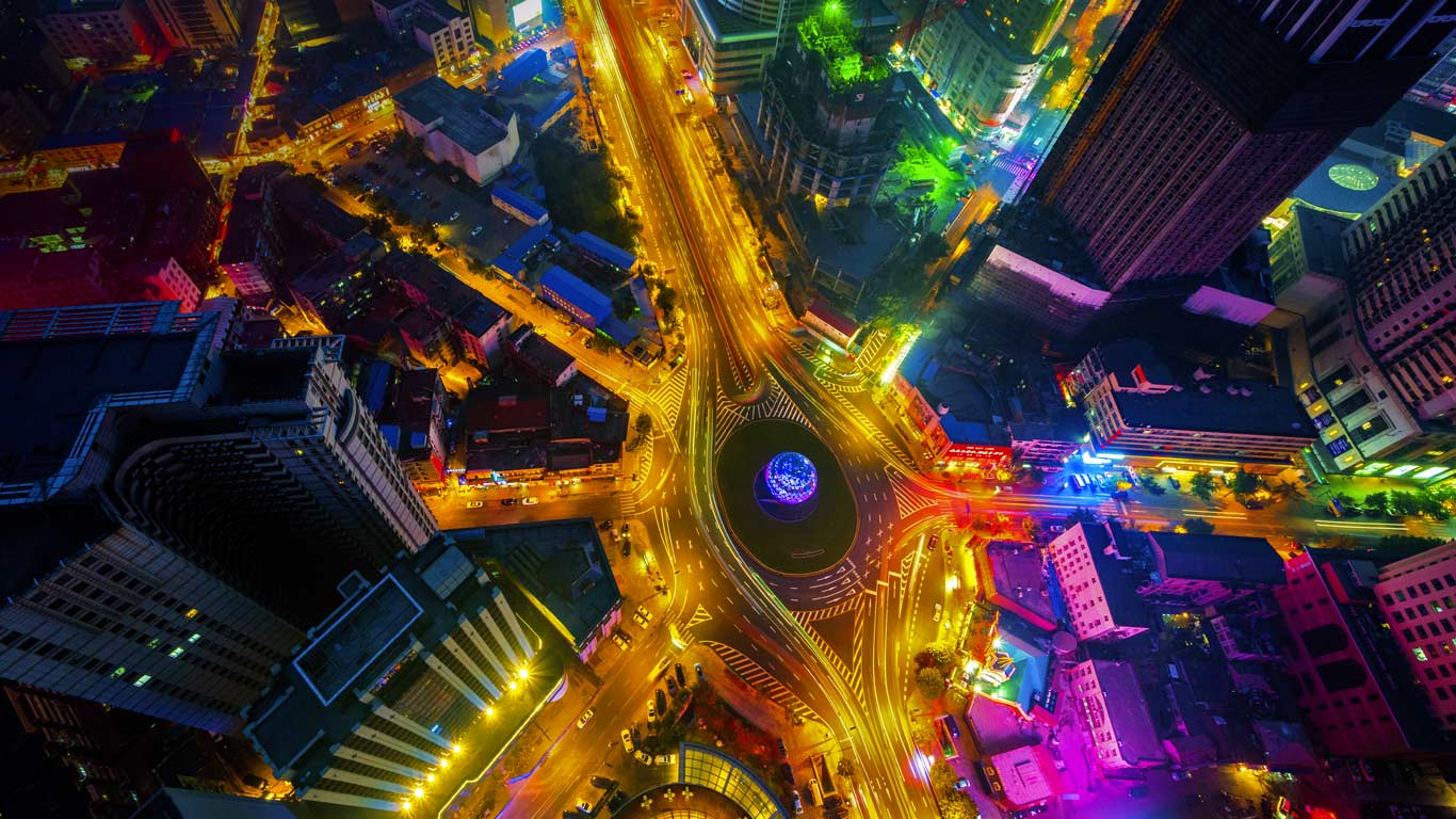 中国，大连的友谊广场 (© Rob Whitworth/Getty Images)(Bing China)