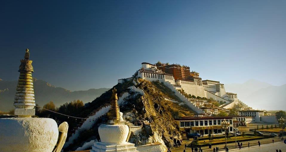 Potala Palace in Lhasa, Tibet -- Bob Krist/eStock Photo &copy; (Bing Canada)