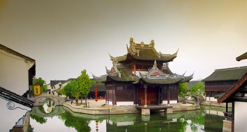 江南水乡鲁镇 -- Best View Stock/age fotostock &copy; (Bing China)