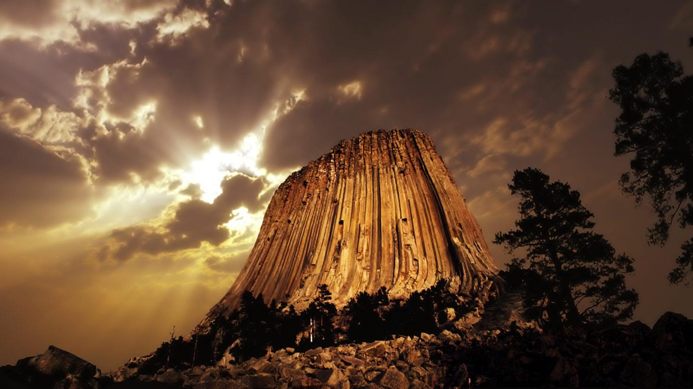 怀俄明州魔鬼塔 (© David Fortney/Getty Images)(Bing China)