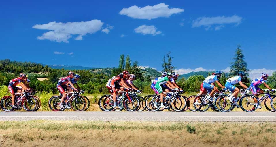 Tour de France 2008, Provence, France (© Richard Semik/Alamy) &copy; (Bing Canada)