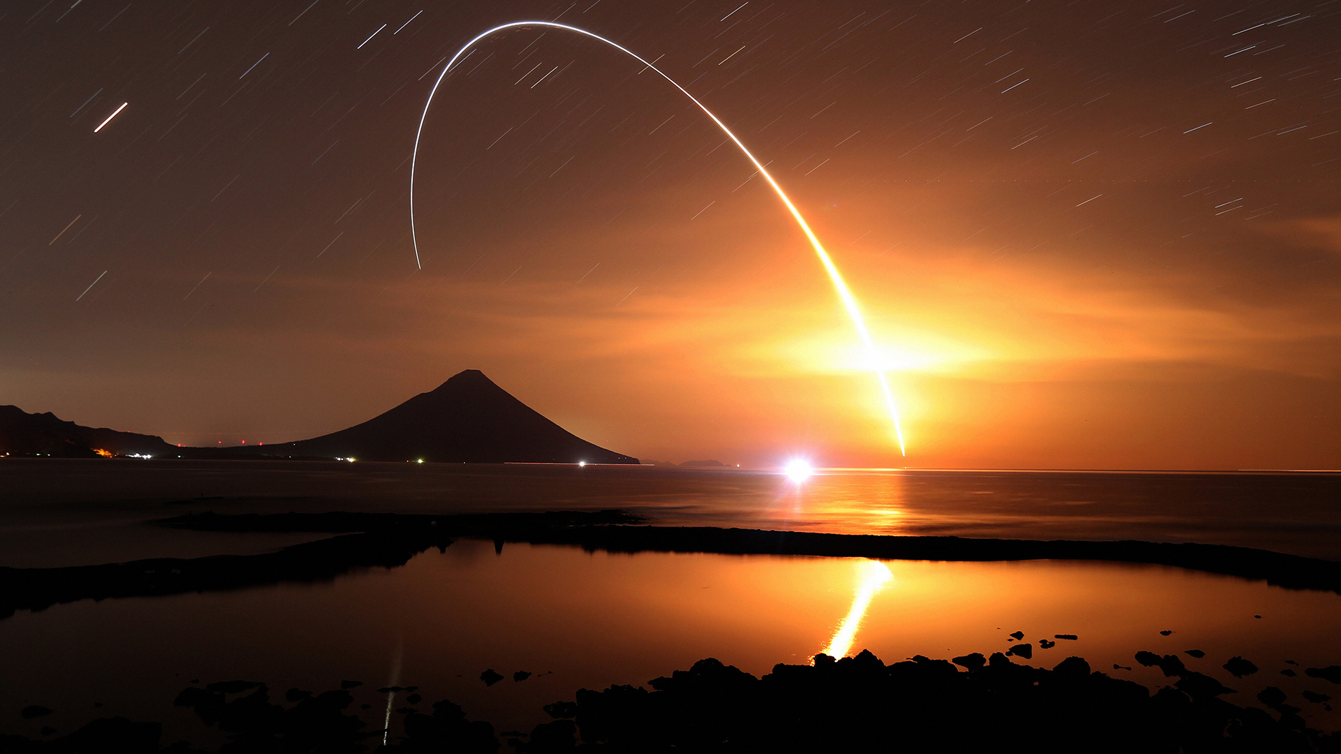 H-IIB ロケット打ち上げ, 鹿児島 (© The Asahi Shimbun/Getty Images)(Bing Japan)