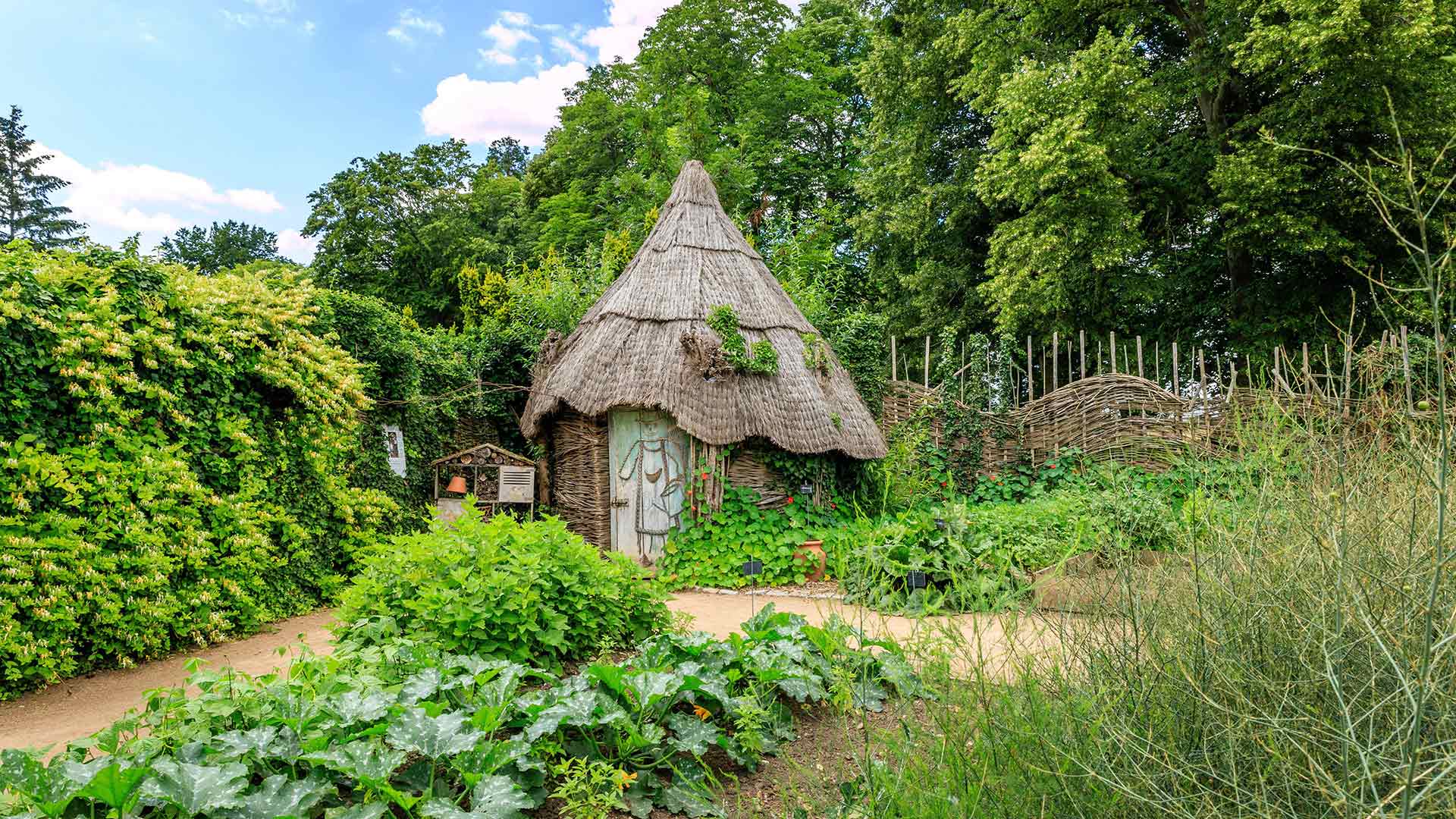 Hutte en osier dans le potager du parc floral de la Source, Orléans (© Hervé Lenain/Alamy Stock Photo)(Bing France)