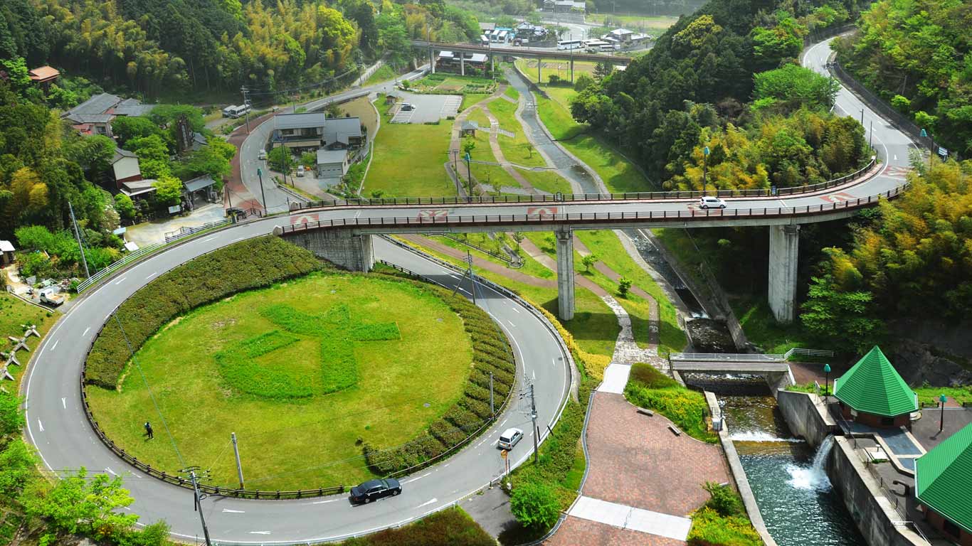 ｢清流公園なるふち平｣福岡, 篠栗町 (© Brian Kennedy/Flickr/Getty Images)(Bing Japan)