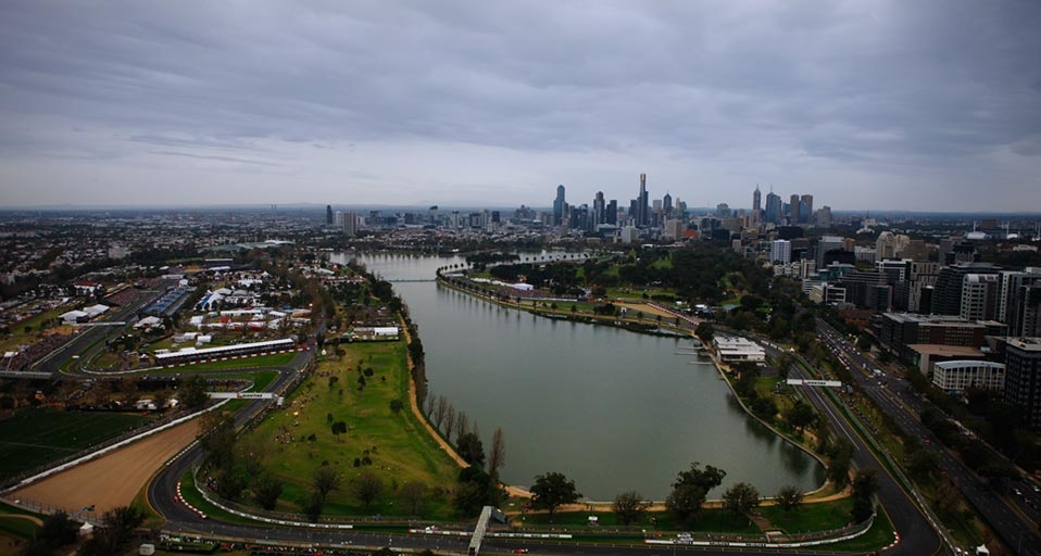 General view of the Australian Formula One Grand Prix at the Albert Park circuit on March 28, 2010 in Melbourne, Australia -- Mark Thompson/Getty Images &copy; (Bing Australia)