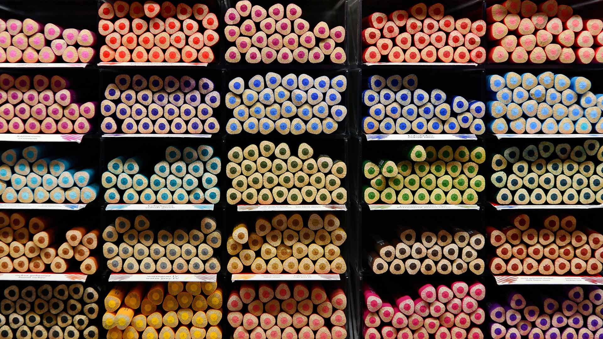辉柏嘉展出的铅笔，德国施泰因 (© Rüdiger Hess/geo-select FotoArt)(Bing China)