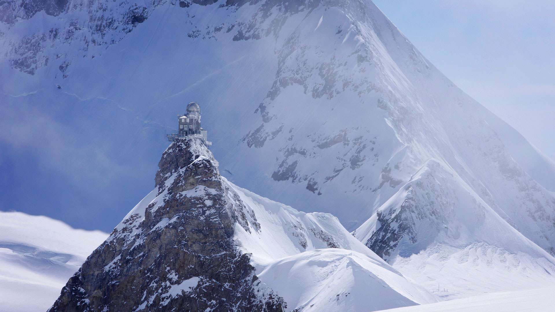 Sphinx Observatory in Switzerland (© Jan Greune/Alamy)(Bing Australia)
