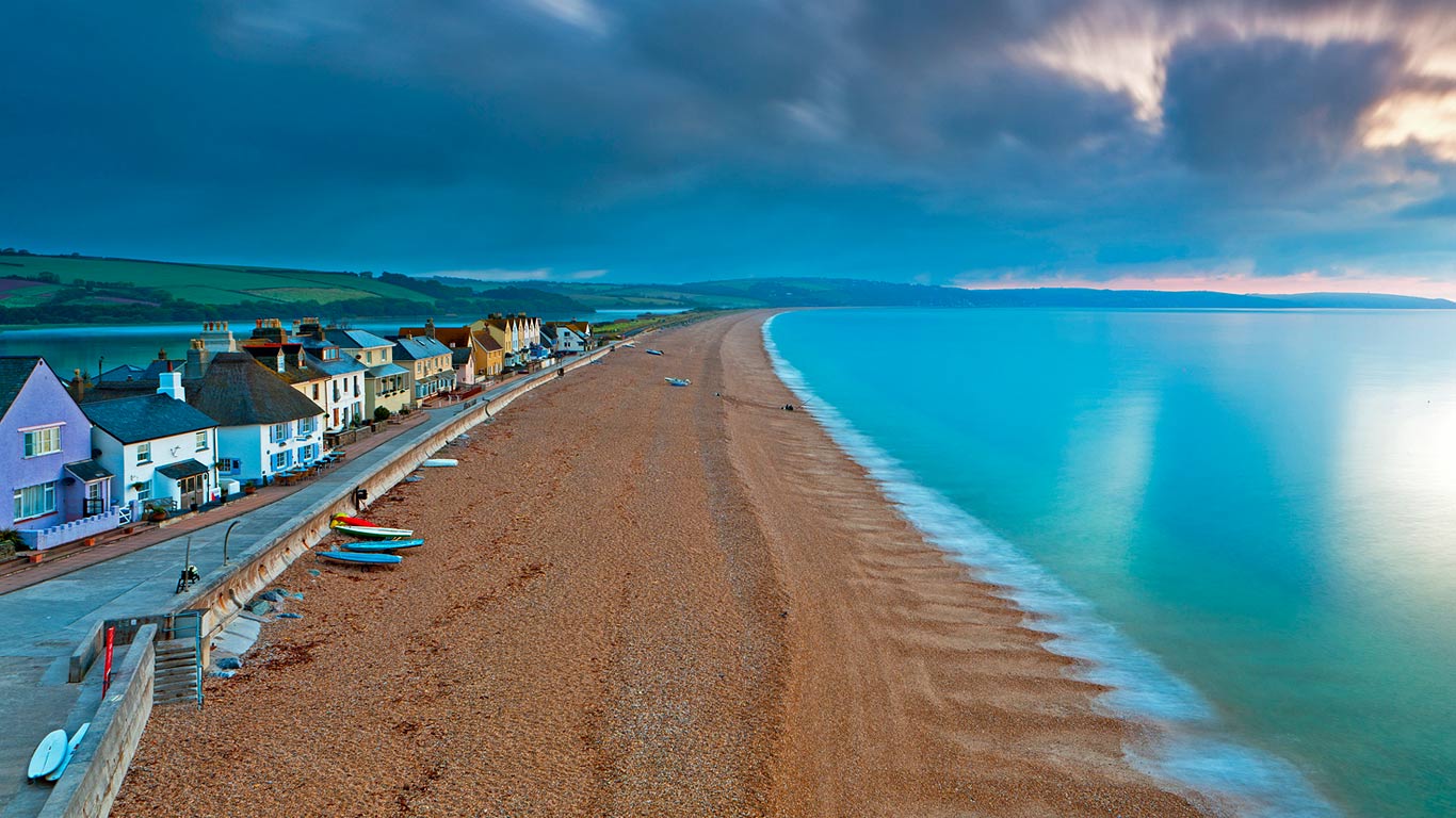 英格兰南德文郡的海滨村庄 (© Sebastian Wasek/age fotostock)(Bing China)
