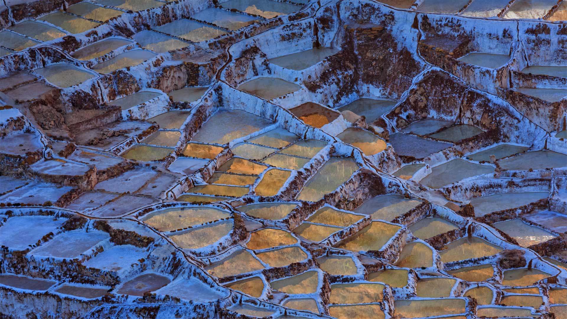 马拉斯盐田，秘鲁 (© Fotofeeling/Westend61 on Offset/Shutterstock)(Bing China)