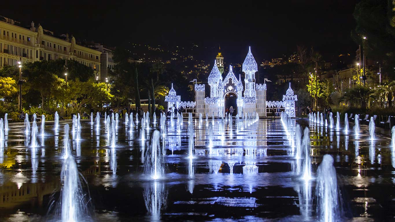 Les miroirs d’eau de la Promenade du Paillon, Nice (© bellena/Shutterstock)(Bing France)