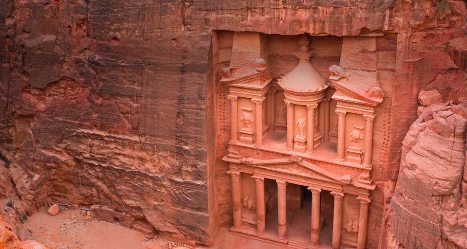 约旦佩特拉的藏宝库 -- Michele Falzone/Corbis &copy; (Bing China)
