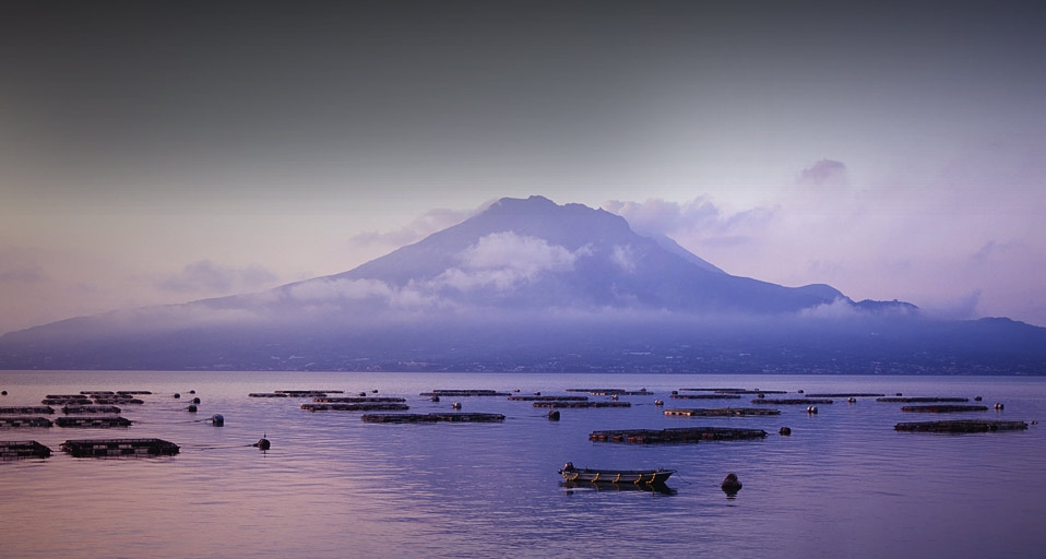 ｢桜島｣鹿児島県, 桜島 -- Photolibrary/JTB Photo &copy; (Bing Japan)