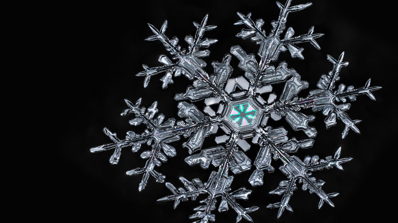 一片雪花 (© Don Komarechka/Science Photo Library)(Bing China)