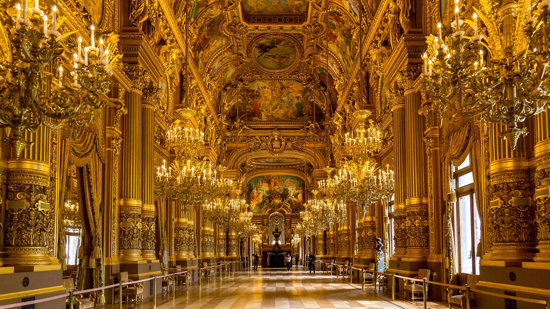 Vue intérieure de l’Opéra national de Paris Garnier prise le 31 mars 2017, Paris (© Gilmanshin/Shutterstock)(Bing France)
