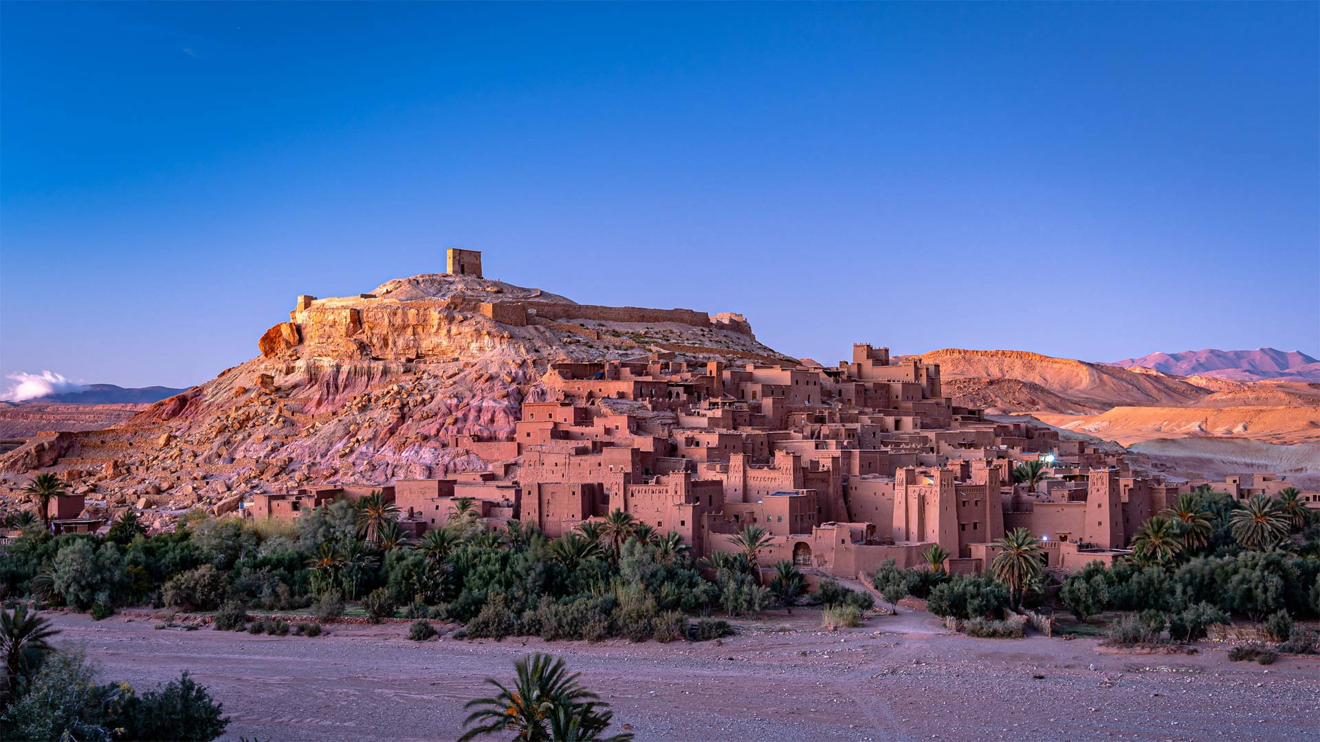 Aït Benhaddou, Atlas Mountains, Morocco (© Alex Cimbal/Shutterstock)(Bing Canada)