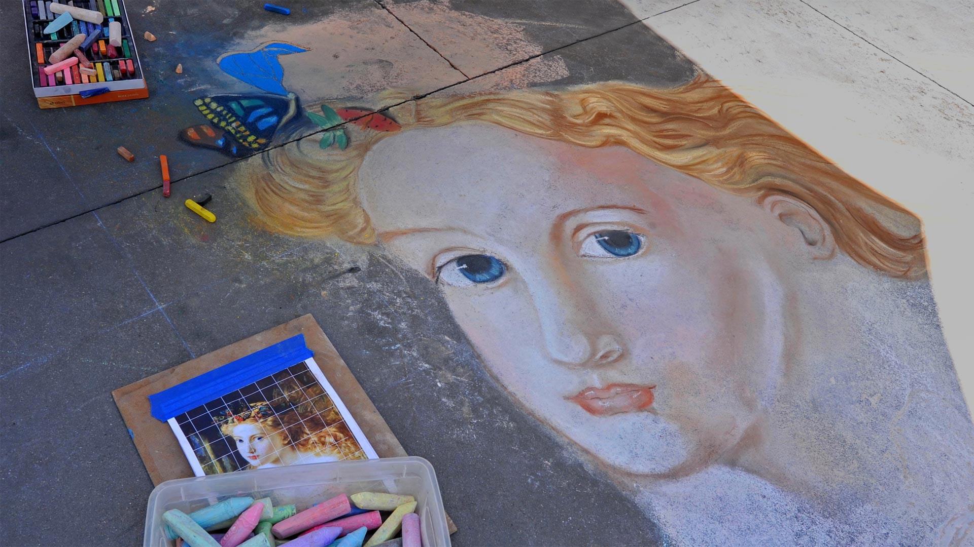 Street art from the Pasadena Chalk Festival 2013, Pasadena, California (© WENN US/Alamy)(Bing Canada)
