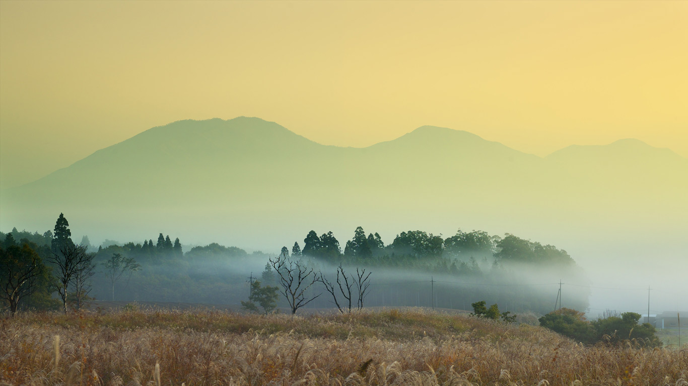｢蒜山高原のススキ野原｣岡山, 真庭市 (© JTB Photo/SuperStock)(Bing Japan)