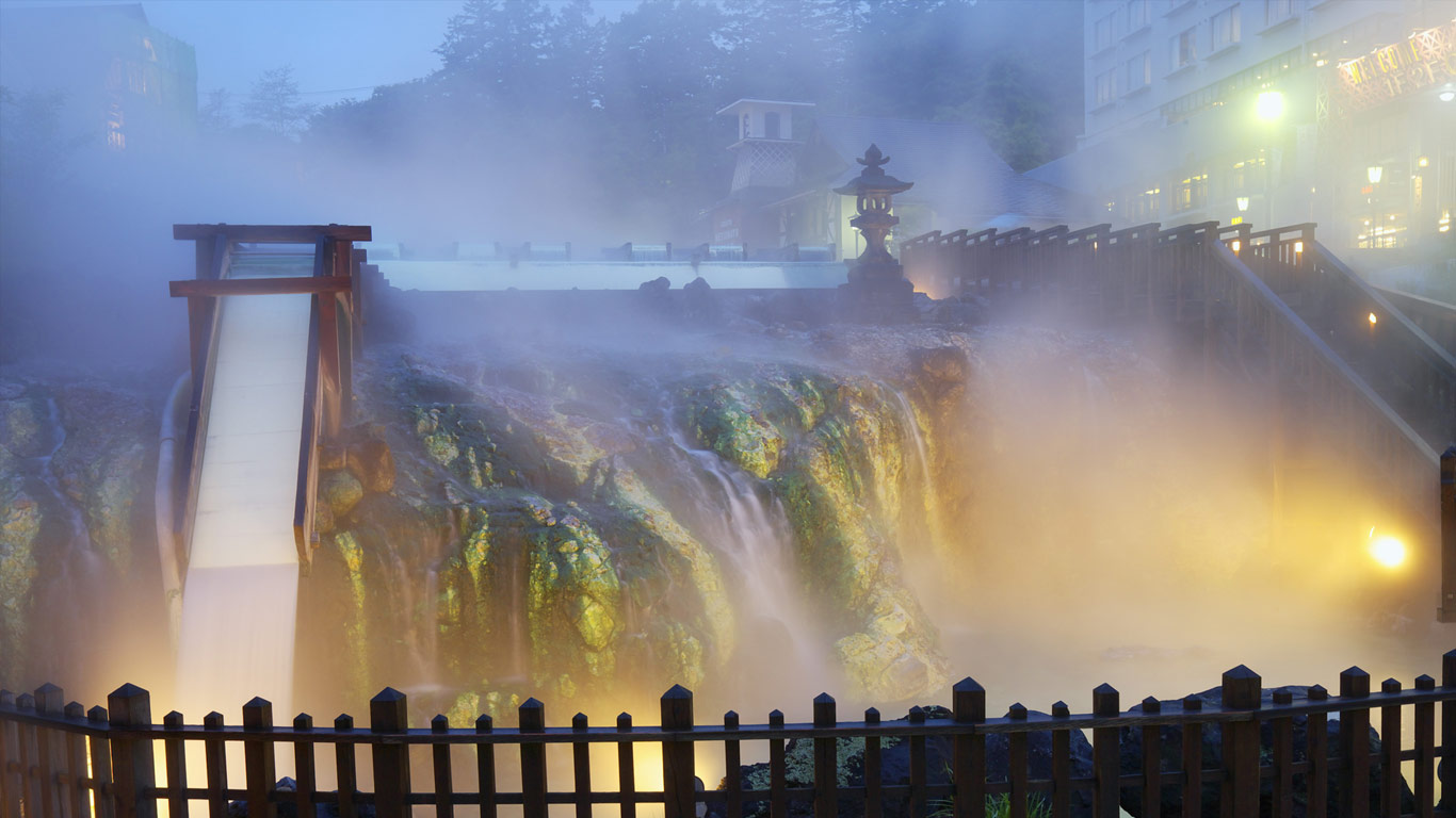 ｢湯畑｣群馬, 草津 (© JTB Photo/SuperStock)(Bing Japan)