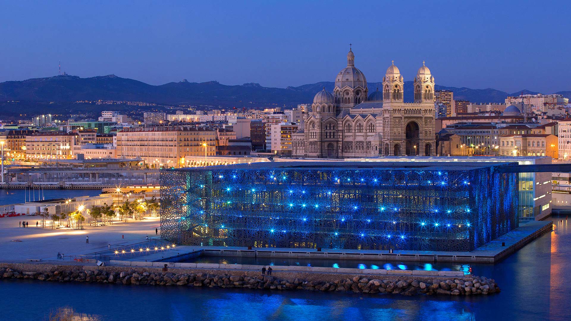 Le Mucem, le Musée des Civilisations de l’Europe et de la Méditerranée, pour la Nuit des Musées, Marseille, France (© Hemis/Alamy Stock Photo)(Bing France)