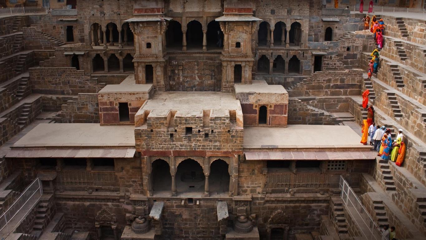 Chand Baori stepwell in Abhaneri, India (© Tilak Haria/Getty Images)(Bing Canada)