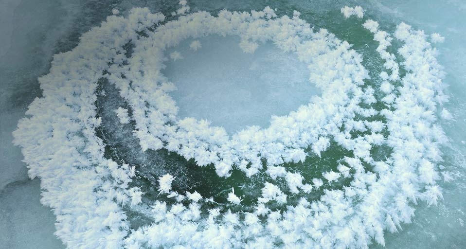 瑞典阿比斯库国家公园中的“冰花” -- Michael Krabs/imagebroker.net/Photolibrary &copy; (Bing China)