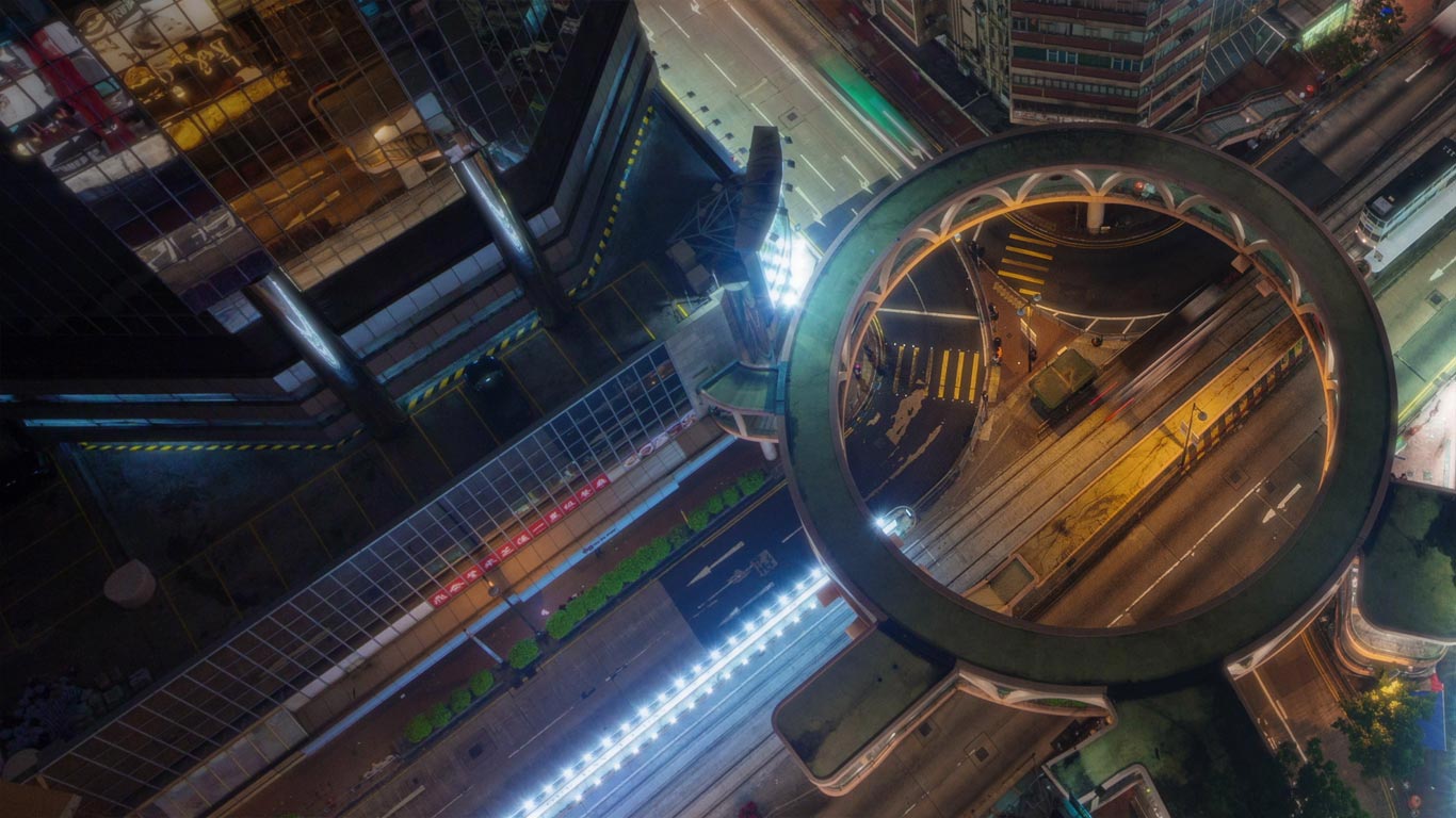 湾仔区的行人天桥，香港 (© timestock22/Nimia)(Bing China)