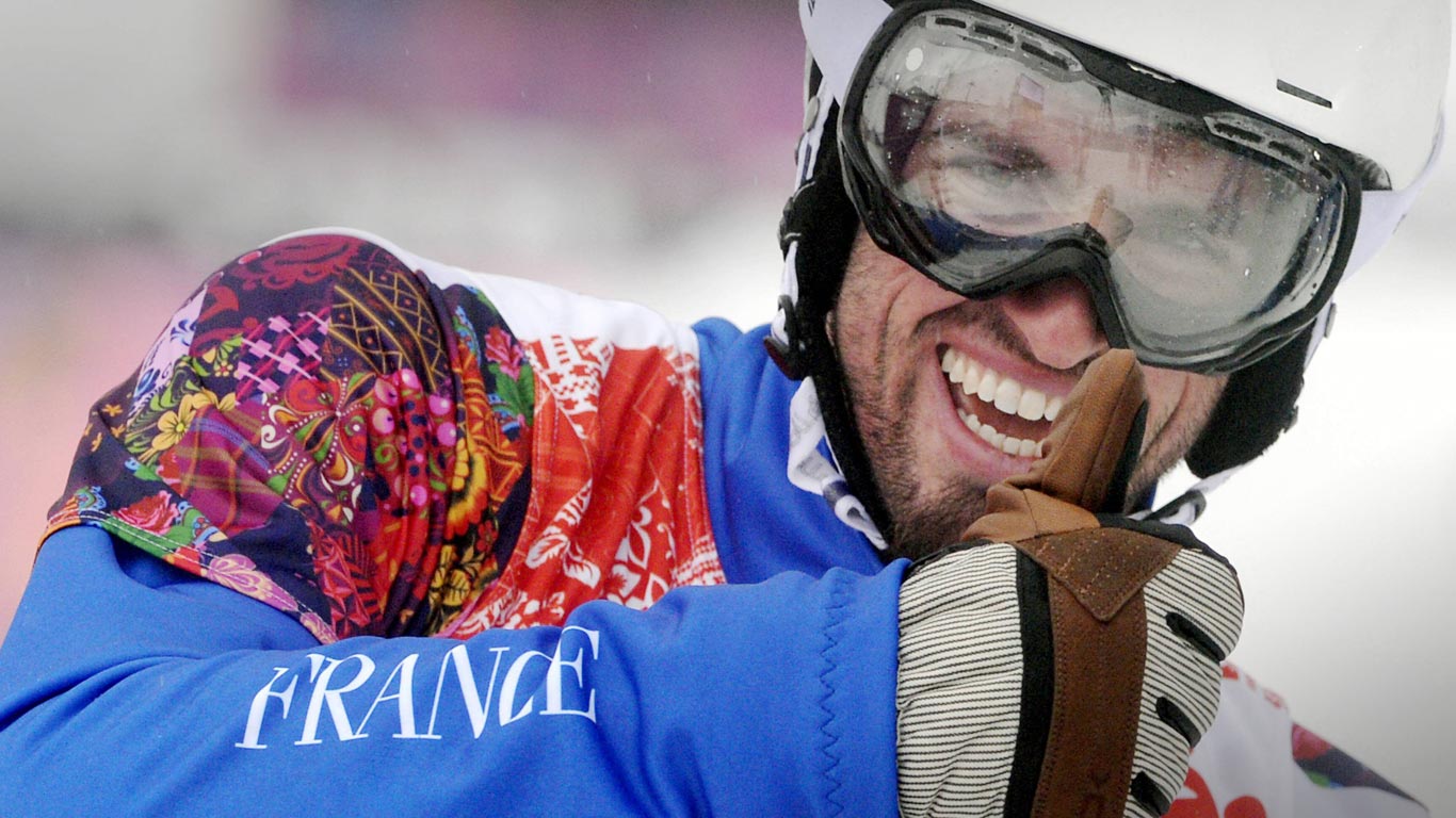 Pierre Vaultier, vainqueur de l’épreuve de Snowboard Cross, 18 février 2014, Jeux Olympiques de Sotchi, Russie (© Jussi Nukari/REX)(Bing France)