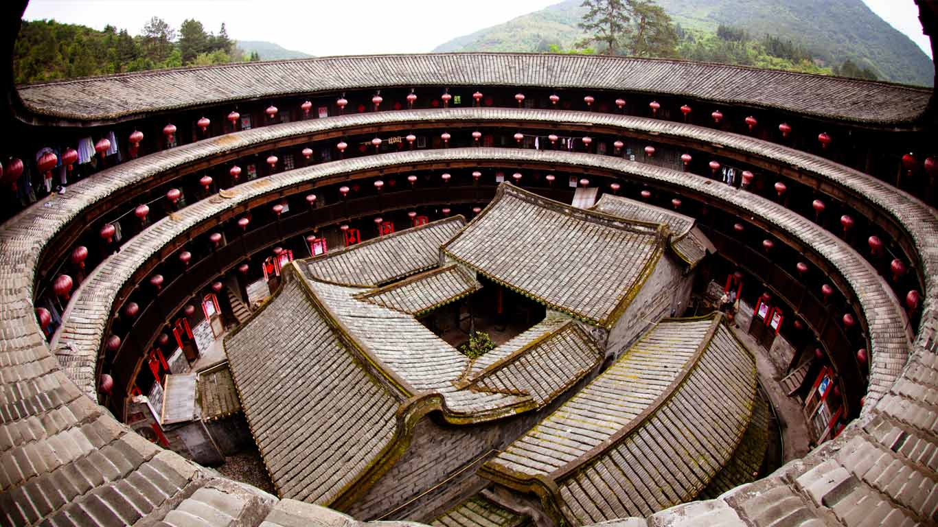 福建永定县的传统客家土楼 (© Kenny Chow Kmdd/Flickr/Getty Images)(Bing China)